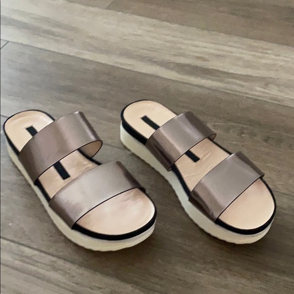 Women’s platform Sandals - Picture 2 of 2